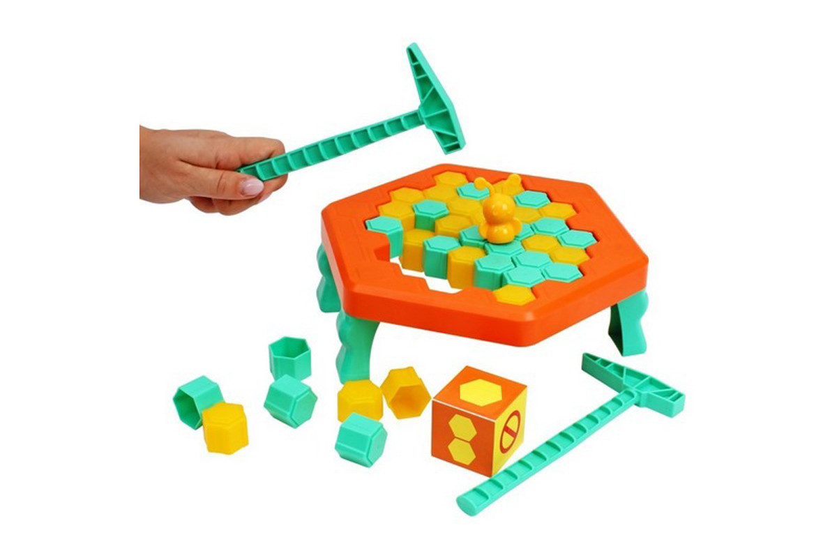 Настольная игра "Держись малыш" 9741, 1 пчелка, 2 молоточка