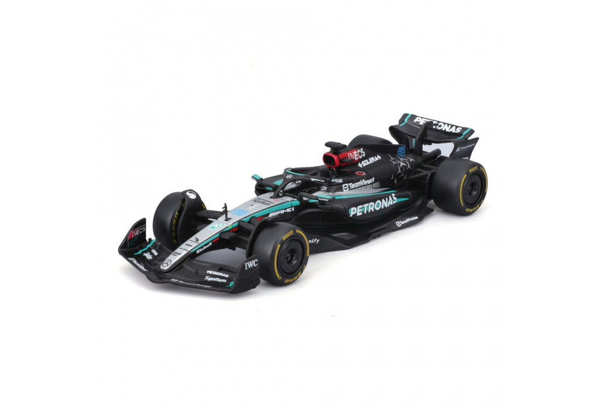 Колекційна автомодель Mercedes-AMG F1 W15 Performance (2024) Bburago 18-38208, 1:43 масштаб