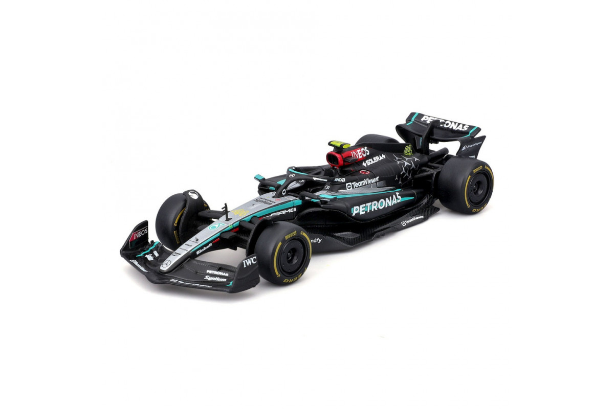 Колекційна автомодель Mercedes-AMG F1 W15 Performance (2024) Bburago 18-38208, 1:43 масштаб