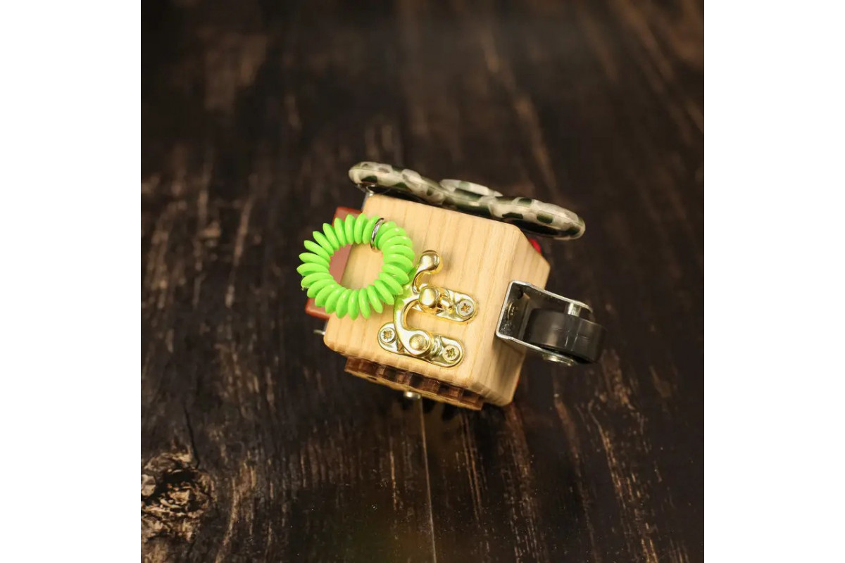 Розвиваюча іграшка Бізікуб "Дорожній" Temple Group TG200139 5х5х5 см