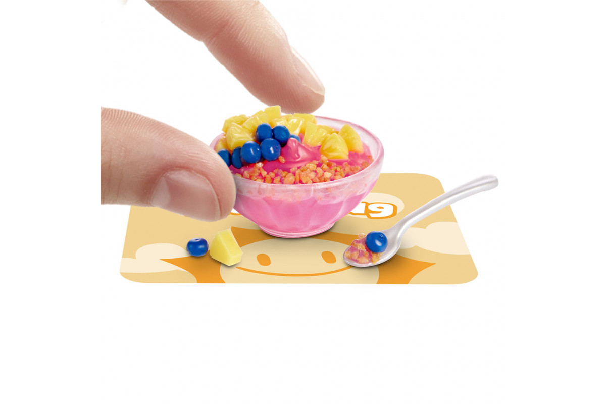 Игровой набор для творчества "Создай кафе"  MGA's Miniverse 505396 серии "Mini Food 3"