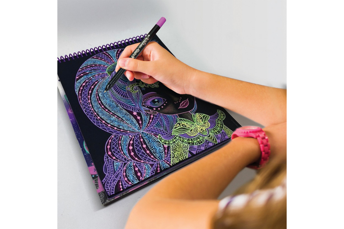 Набор для творчества Скетчбук: Эклипсия, черные листы Nebulous Stars 11121, 8 ручек