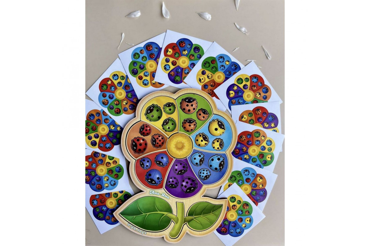 Настольная развивающая игра "Цветик-семицветик-2" Ubumblebees (ПСФ039) PSF039 сортер с карточками