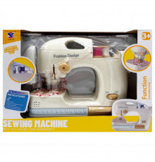 Детская бытовая техника "Швейная машинка" XS-25055(White) световые и звуковые эффекты