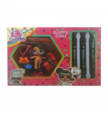 Детская кукла "L.Q.L" EY2413 с маркерами Брюнетка в красном платье